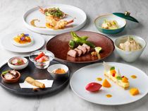 地元の旬素材を盛り込んだシェフ渾身のおもてなし料理