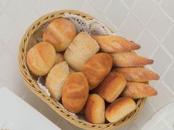 焼き立てパン