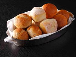 ホテル特製ブレッド バター