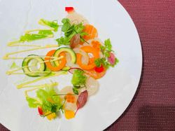 【オードブル】
帆立貝とサーモンのロンド仕立て「Lien-絆-」