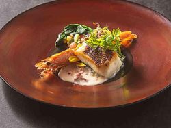 "料理長厳選"奇跡の海老と真鯛のオーブン焼き 日本のアンチョビ 塩辛との出逢い