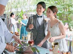 貸切ガーデンテラスで叶えるデザートビュッフェ