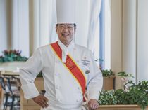 総料理長 大塚康成