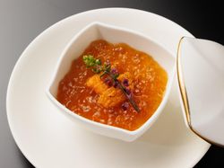 焼き雲丹とフラン 柚子の香りを添えて