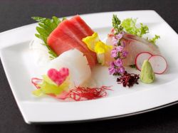 お造り盛り合わせ