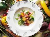 食材にも徹底的にこだわりを。おふたりだけのオートクチュールメニューは世界に一つだけの特別メニュー