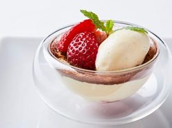 甘酸っぱい苺のティラミス
