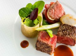 かずさ和牛フィレ肉のロースト 蔵元酒粕のクルート 実山椒のマデラソース