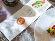 1組様ずつ打合せをして一緒に創り上げる世界に一つだけのオリジナルメニュー