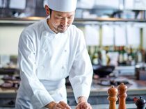 シェフと一緒に料理の打ち合わせ!どんなご要望も全力で応えたい