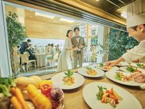 五感を満たすオープンキッチンで、おどろきと感動を