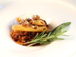 ポルチーニ茸とレンズ豆のペンネ