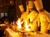 こだわりの『お料理』は五感を刺激するエンターテイメントフレンチ