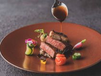 出来⽴て熱々を頬張って!たまらないその瞬間を分かち合う