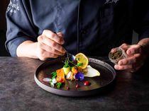 熱いものは熱いまま、冷たいものは冷たいまま、最適な温度とタイミングでゲストのもとにお届け