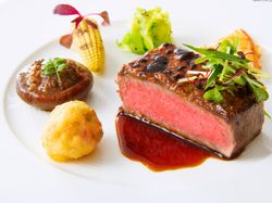 国産牛ロース肉の味噌焼き 和の趣きで