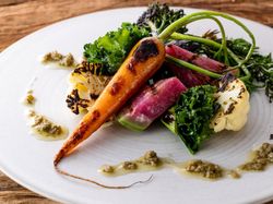 春野菜の無水ベイク 蕗の薹のバーニャカウダー