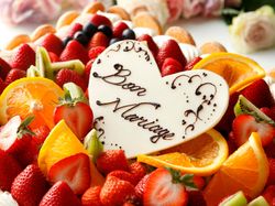 ウェディングケーキとオリジナルデザート