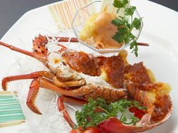 伊勢海老の二色風味(中華)