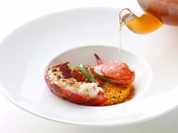 カナダ産オマール海老のパエリア風