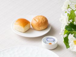 ホテルベイクパンとフランスA.O.Pバター