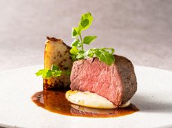 アルモニービーフ フィレ肉のポワレ トリュフソース