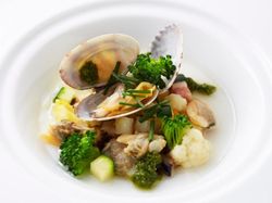 浅蜊とお野菜で奏でるホッと温かいクリームチャウダースープ