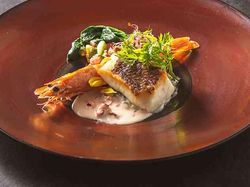 "料理長厳選"奇跡の海老と真鯛のオーブン焼き 日本のアンチョビ 塩辛との出逢い