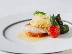 真鯛と旬野菜のボン・マリアージュ
