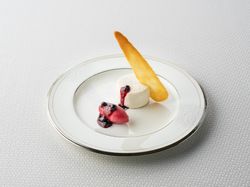 フロマージュ エ フリュイ ルージュ