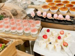 デザートビュッフェ