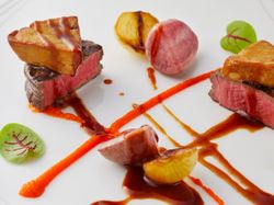 和牛フィレ肉のグリル トリュフソース