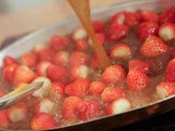 デザート(季節のフルーツ使用)