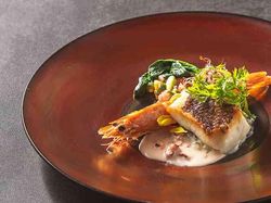 "料理長厳選"奇跡の海老と真鯛のオーブン焼き 日本のアンチョビ 塩辛との出逢い