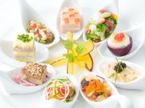 旬を大切にした日本料理・フランス料理・和洋折衷のコースをご用意