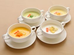 淡路島野菜のポタージュ キャトルセゾン