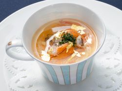 蟹のロワイヤルスープ