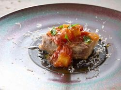 紅豚バラ肉と青パパイヤのカスレ仕立て