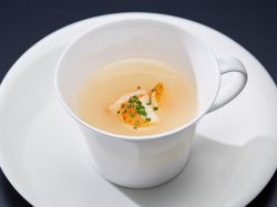 オマール海老の茶碗蒸し 和風あん仕立て