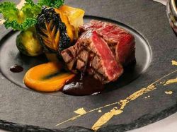 極上 県産牛フィレグリエ 赤ワインのソース