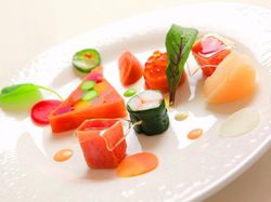 オードヴル:季節野菜のテリーヌ