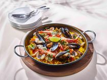 スペシャリテ パエリア 記憶に咲き乱れる一皿 〜PAELLA DE RECUERDO〜