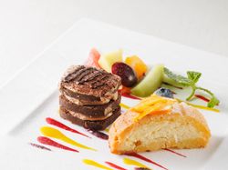 パティシエおまかせデザート