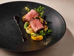 黒毛和牛ロース内のグリエ
ポワブルヴェールソース