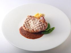 黒豚のロースト　マスタード風味