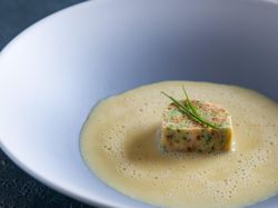 季節のポタージュと
プチフランのマリアージュ