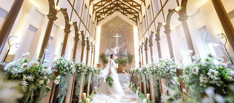 アールベルアンジェ札幌 天井高13.5Ｍ バージンロード16Ｍ 感動挙式を実現の画像