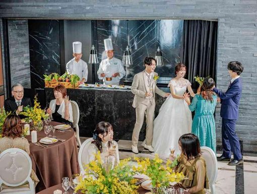 エーデルホフ札幌 オープンキッチン付き披露宴会場の画像1