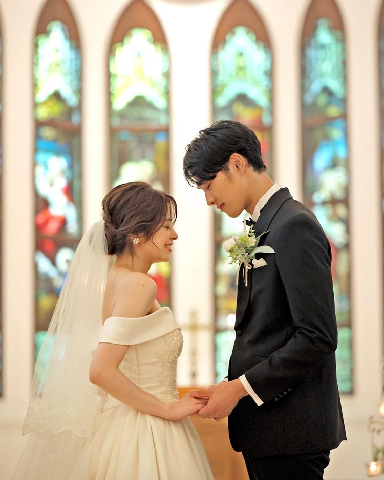 イルムの丘 セント・マーガレット教会 パイプオルガンの音色と聖歌隊の祝福の歌声がチャペルに響くの画像1