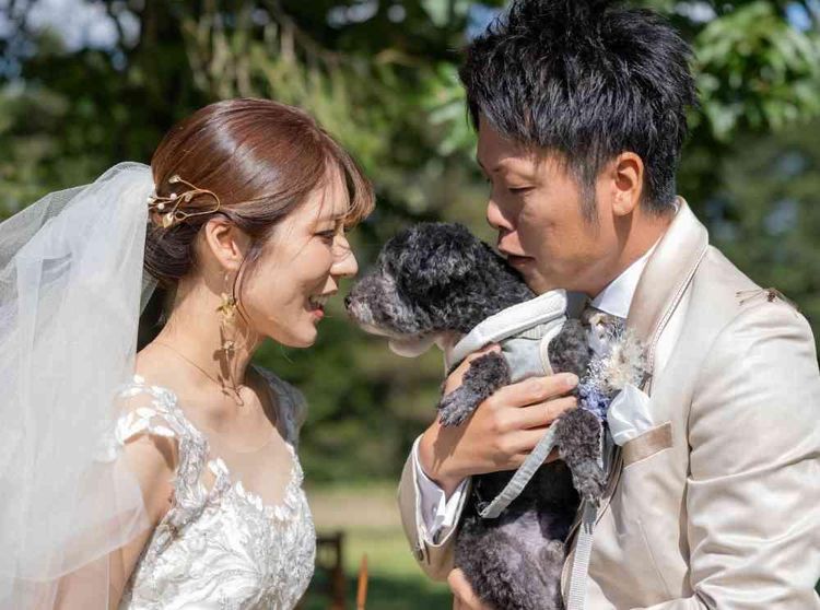 イルムの丘 セント・マーガレット教会 ペットの参列もOK。ウエルカムドッグとして活躍を。の画像3